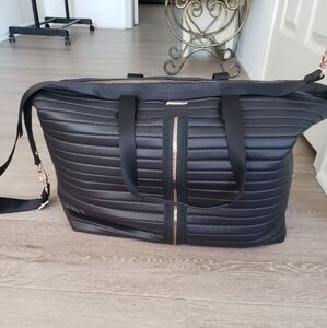 Stella & Dot Crush It Carry On